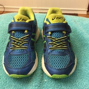 Toddler Boys ASICS Sneakers.